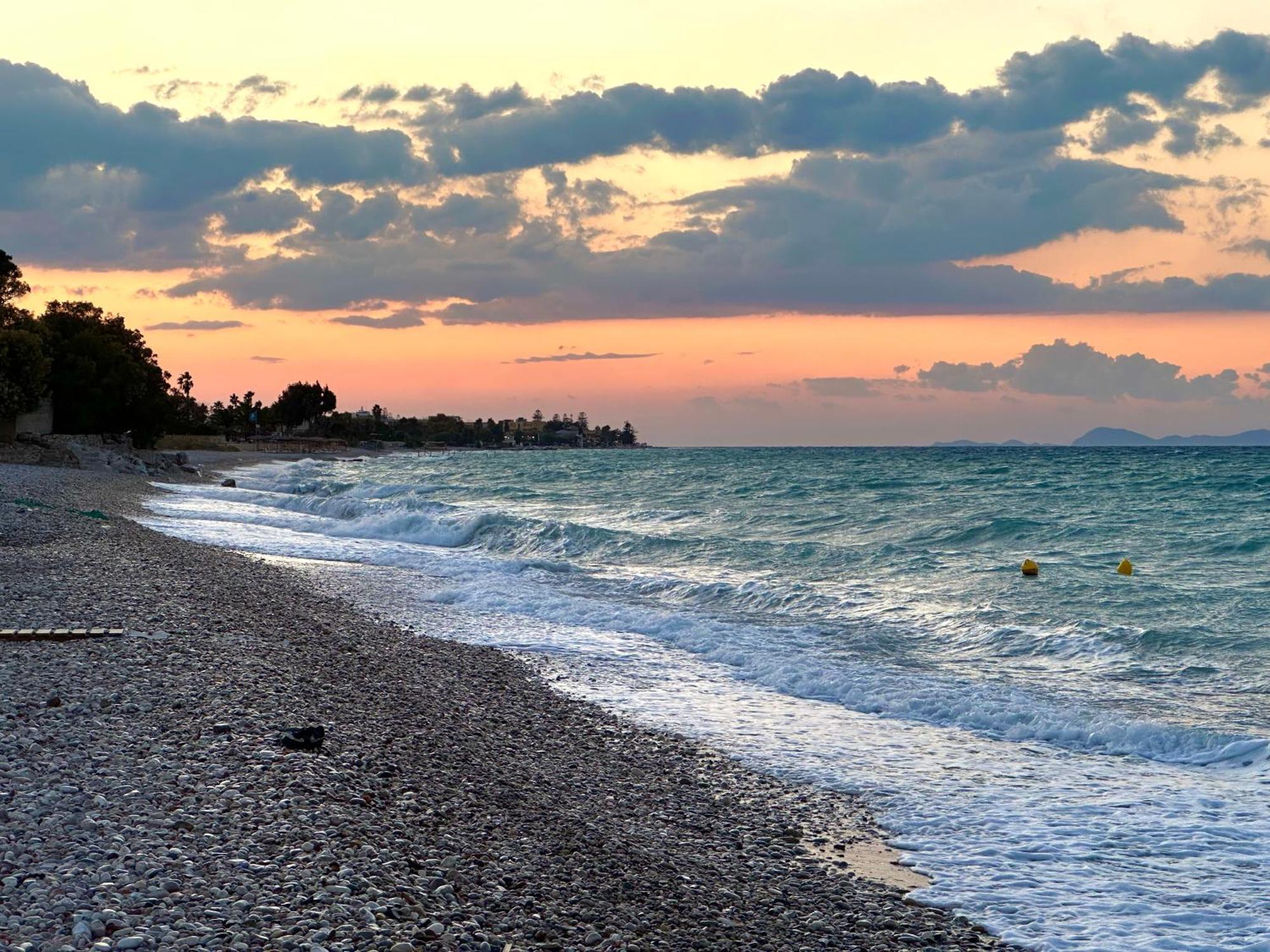 Seaside Deluxe Apartment Ialysos  Exteriér fotografie